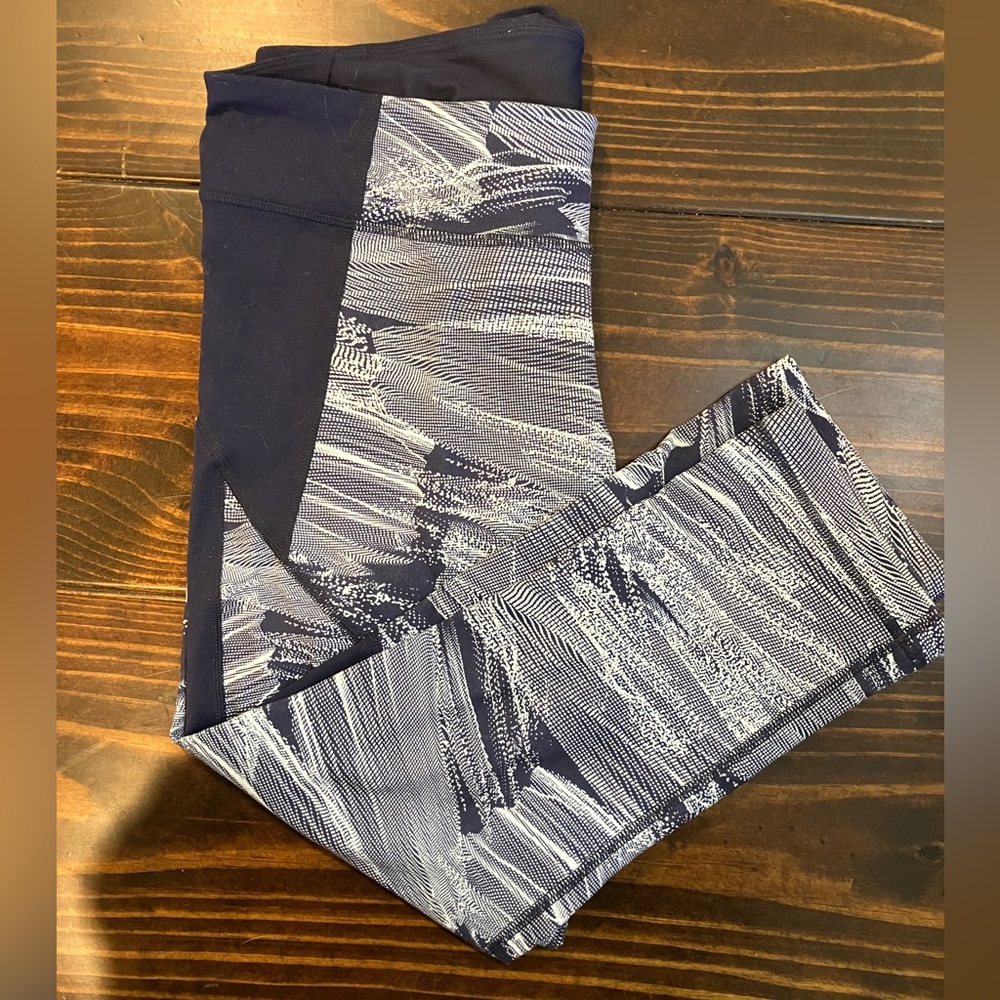 Under Armour Heat Gear Capri running tights